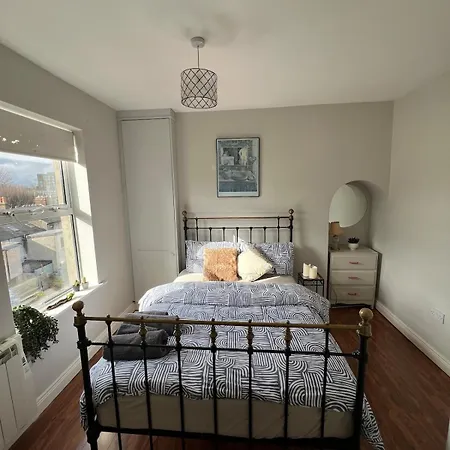 公寓 Charming Centre Hideaway *