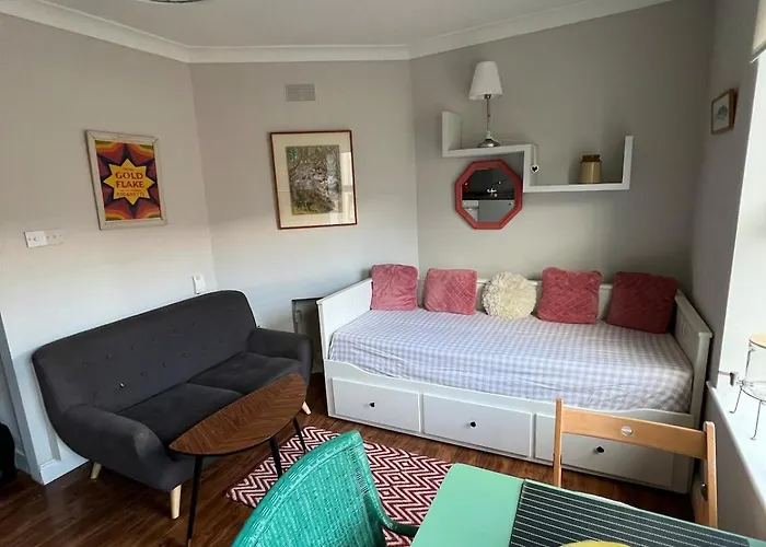 Charming Centre Hideaway *