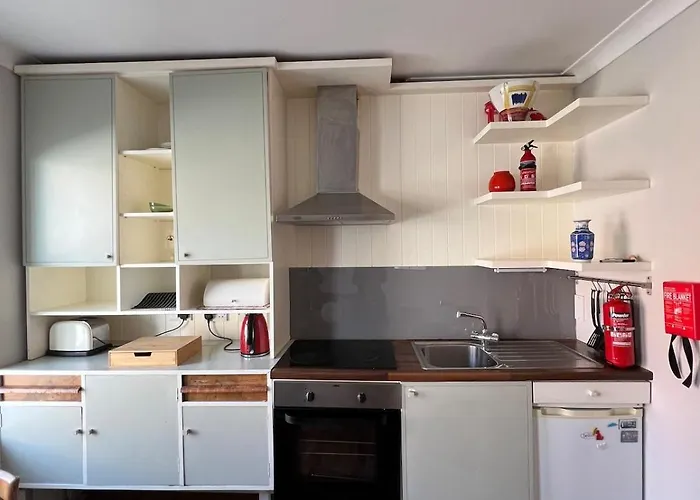 Charming Centre Hideaway *