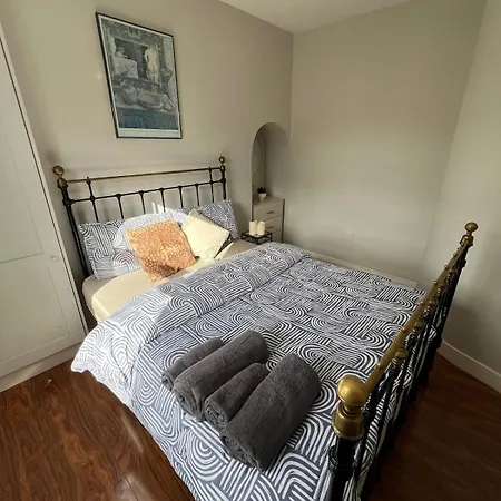 شقة Charming Centre Hideaway